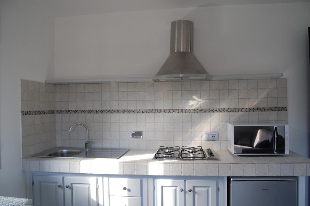 Casa Vacanze Gli Ulivi Borgomaro Room photo